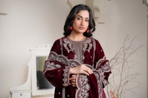 The Critical Difference Between Haute Couture and Ready-to-Wear