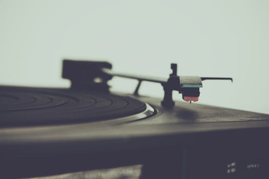The Evolution of Music Consumption: From Vinyl to Streaming